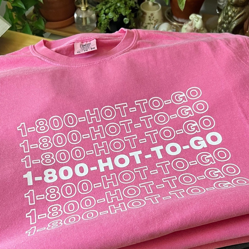Comfort Colors Hot-To-Go Pink Graphic Tee